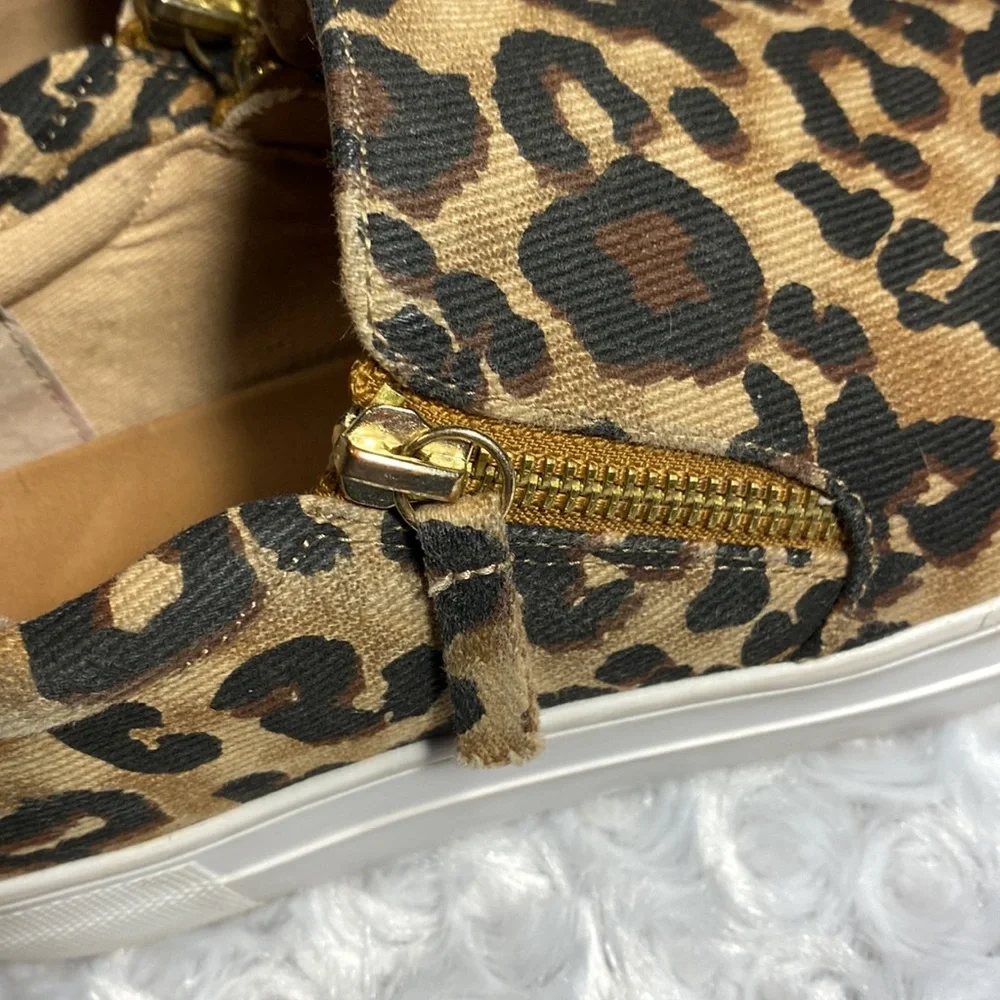 Steve Madden slip on sneakers leopard print size 8 Glaammar - zippers both sides - Picture 3 of 6